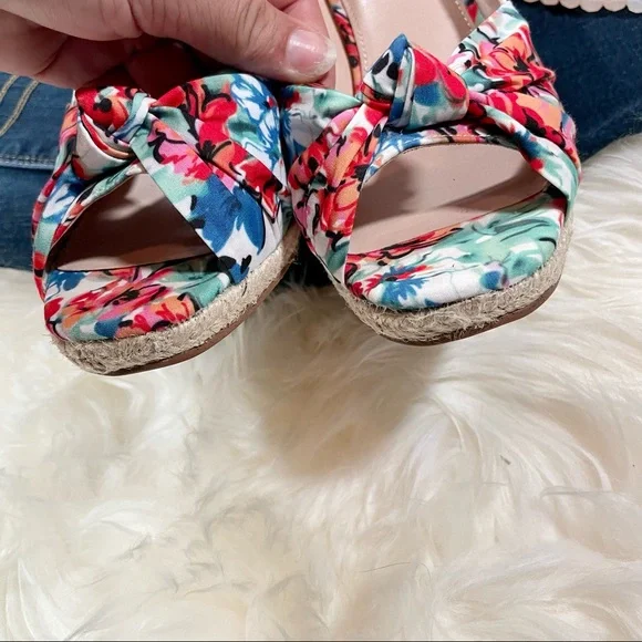 Floral Kelly & Katie Wedges - lightly worn - 6.5 - Picture 3 of 7
